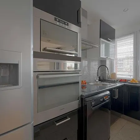 Appartement Studio Avec Vue Sur Les Toits Parijs